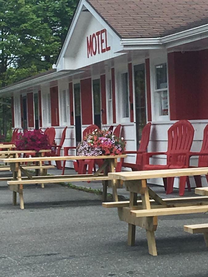 Webbers Lake Charlotte Motel Queen And Double Bed Εξωτερικό φωτογραφία